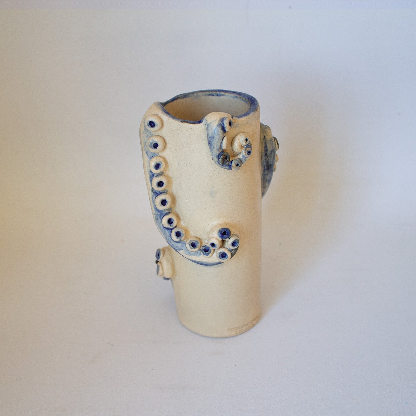 Octopus Ancora ceramic vase