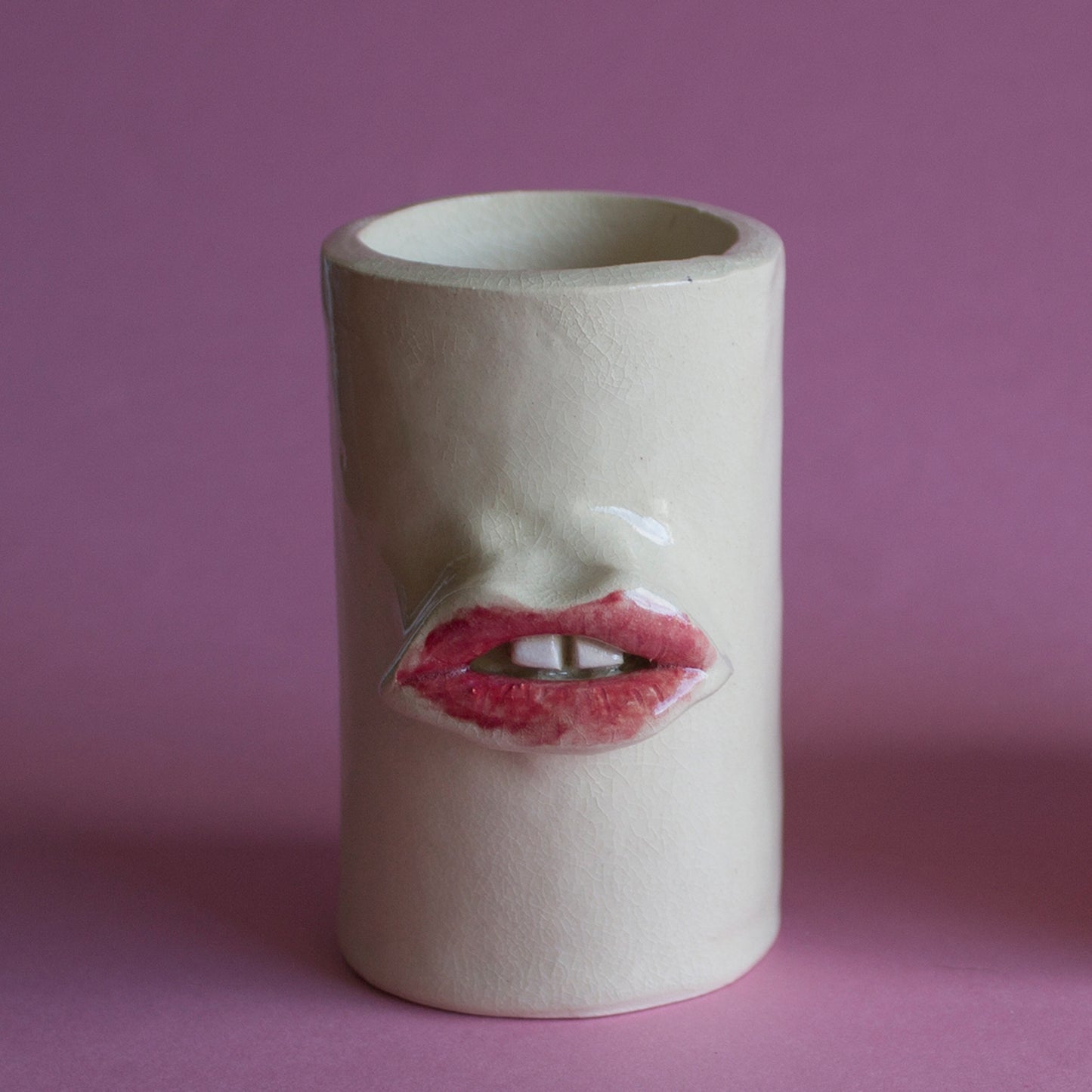 Précommandez le vase Lips